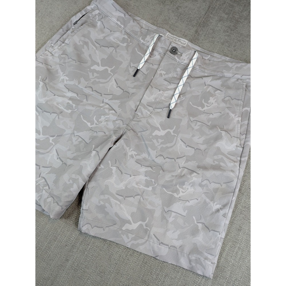 Vineyard Vines shorts Mens 35 Gray Sandbar Golf Camo Performance Stretch Pockets